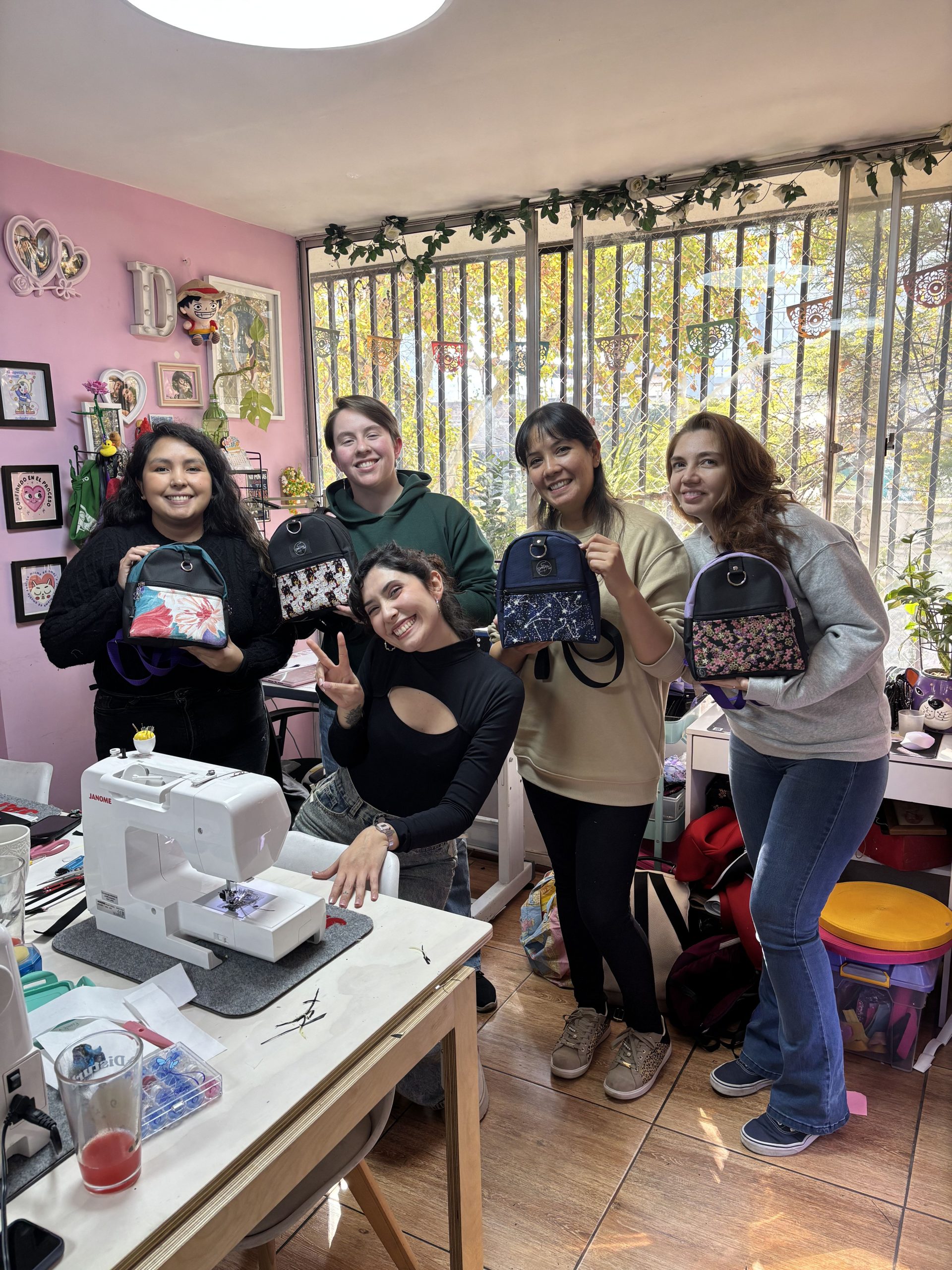 Taller Presencial | ✂️ Mini Mochila 18/07 - Imagen 4